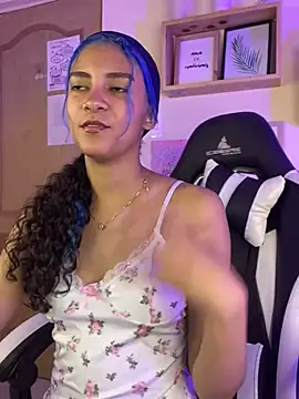 Franchezcaa_'s sex show image
