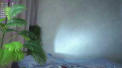 Изображение секс-шоу модели MuoiHinzman