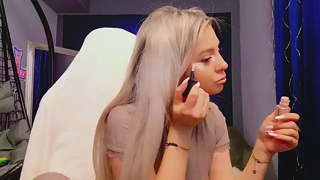 Sexshow-Bild von AriannaSins Sexshow-Bild von AriannaSins