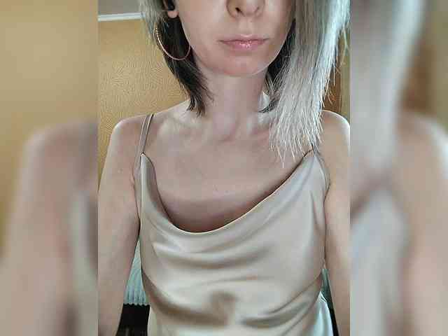 prettyKris's sex show image