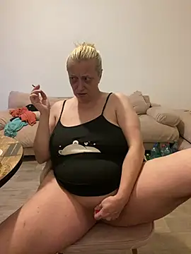 Изображение секс-шоу модели Melinastarr88 Изображение секс-шоу модели Melinastarr88