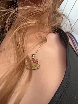 Vanneskk's sex show image