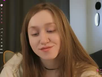 mowalova's sex show image