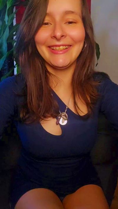 Roxannepiggy's sex show image