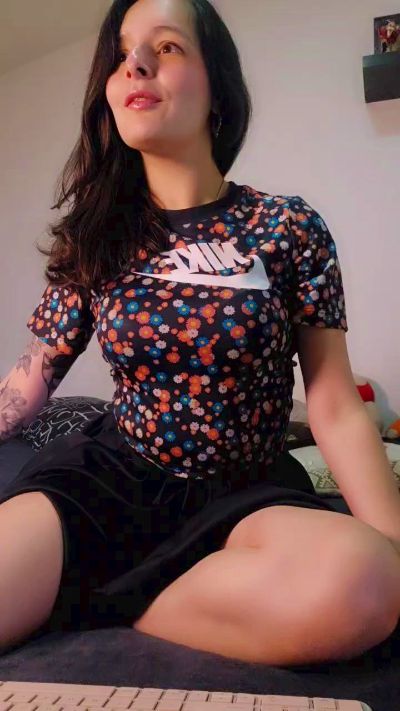 Roxannepiggy's sex show image