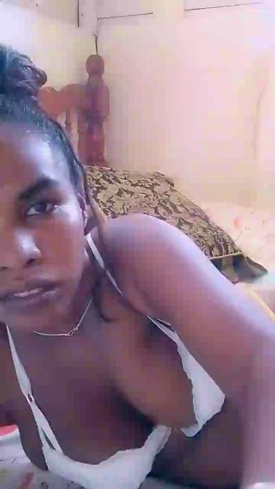 Antoinella34's sex show image Antoinella34's sex show image