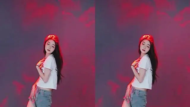 SoHo__club's sex show image