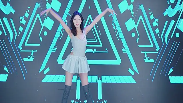 SoHo__club's sex show image