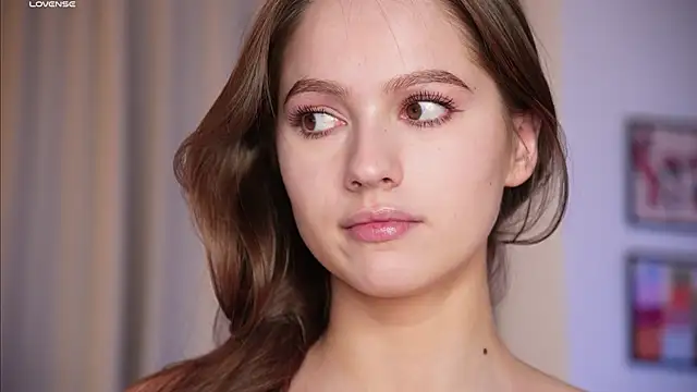 Изображение секс-шоу модели hecola