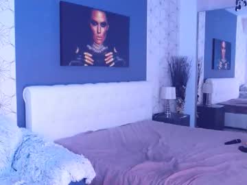 marimais's sex show image