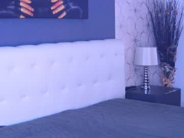 marimais's sex show image