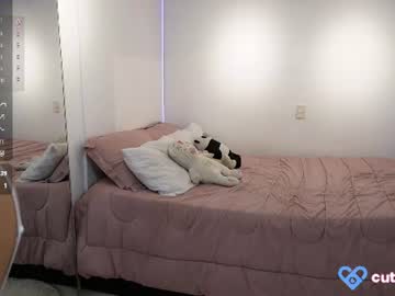 cute_eyess's sex show image cute_eyess's sex show image