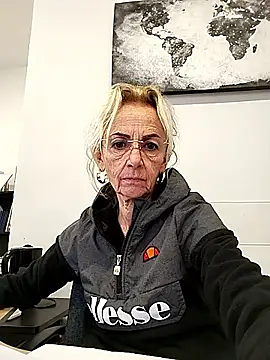 Изображение секс-шоу модели clarabell4