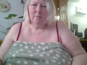 Изображение секс-шоу модели ivyjane3522