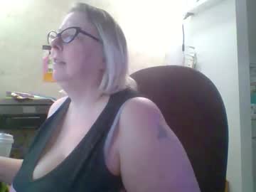 Изображение секс-шоу модели ivyjane3522