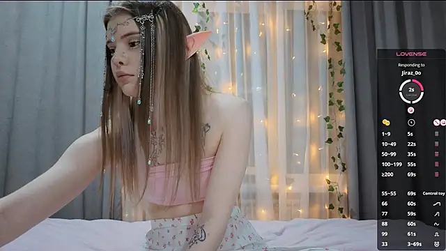 Изображение секс-шоу модели CarolinePepper