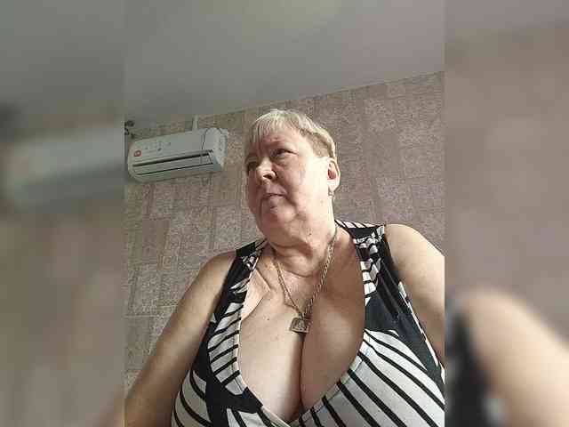 Alena61's sex show image