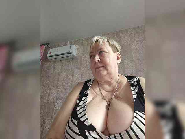 Alena61's sex show image