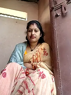 Изображение секс-шоу модели Rayal_bhabi