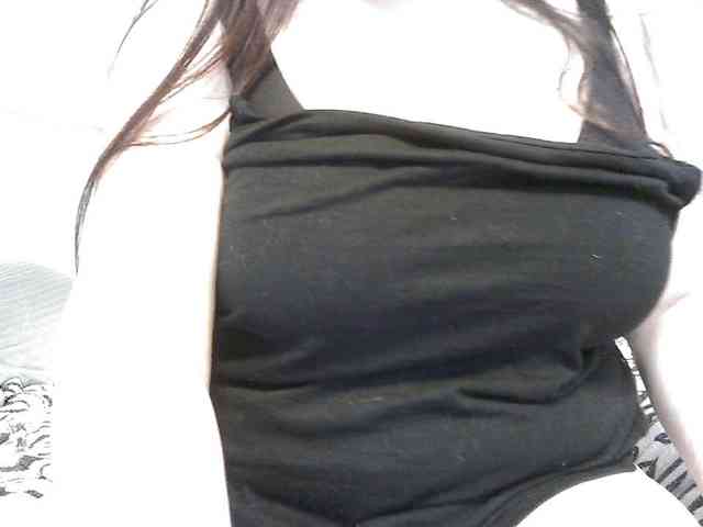 Lyana's sex show image