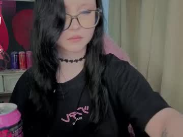 lilhornyprincess's sex show image