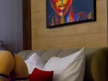 Изображение секс-шоу модели desiremilf