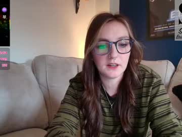 Изображение секс-шоу модели short_sweetpea Изображение секс-шоу модели short_sweetpea