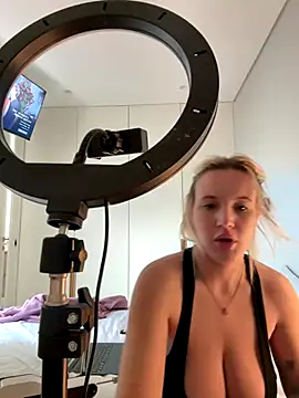 isisxoxx's sex show image