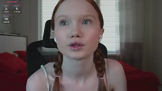 Nellie_baby's sex show image