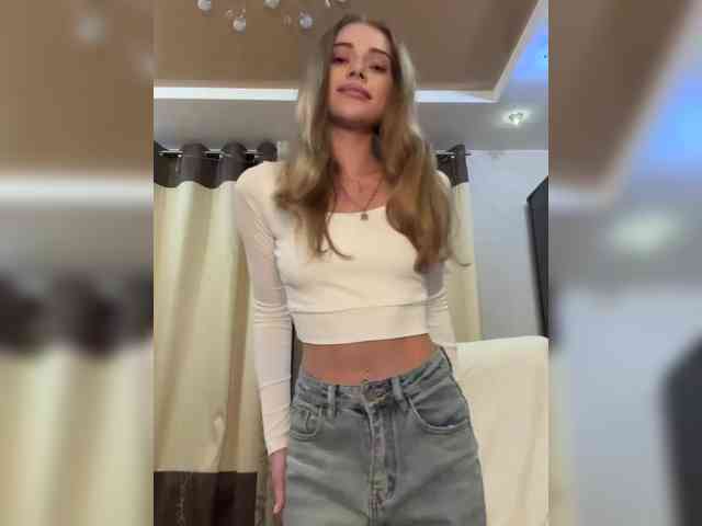 KatrineStorm's sex show image