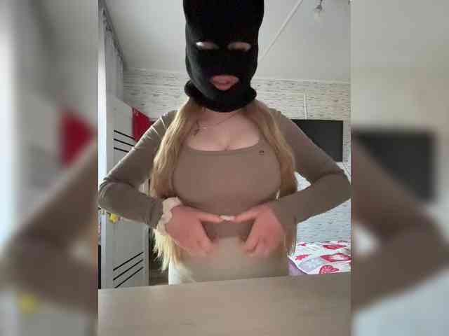 Black-Etika's sex show image