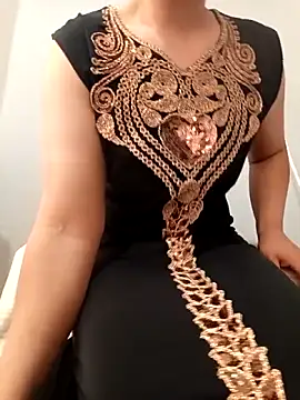 Melekyaraksever2545's sex show image