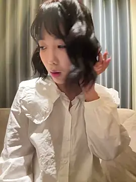 lucy2027's sex show image