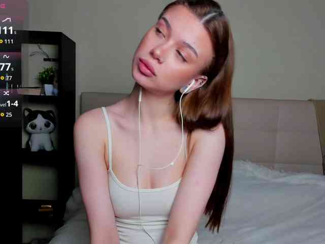 Изображение секс-шоу модели Tune-Godness