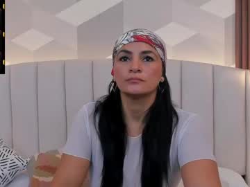 Изображение секс-шоу модели mommy_naughty_