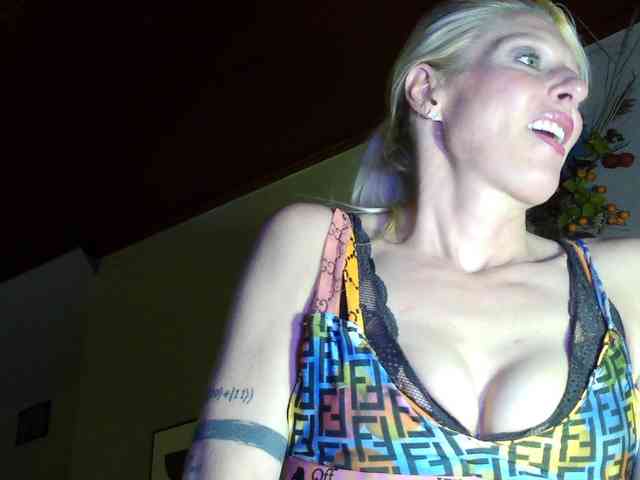 mylfGlama's sex show image mylfGlama's sex show image