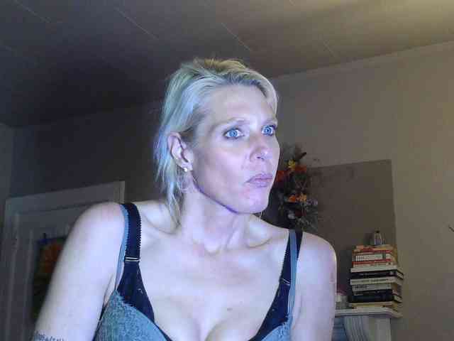 mylfGlama's sex show image mylfGlama's sex show image