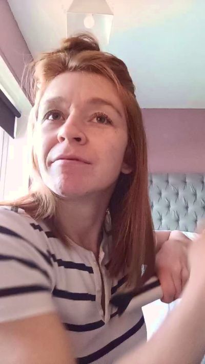 Housewife_Kirst's sex show image