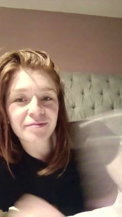 Housewife_Kirst's sex show image