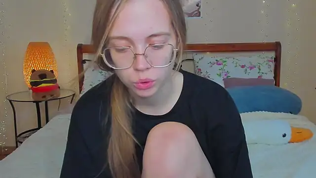 Изображение секс-шоу модели miya_soft