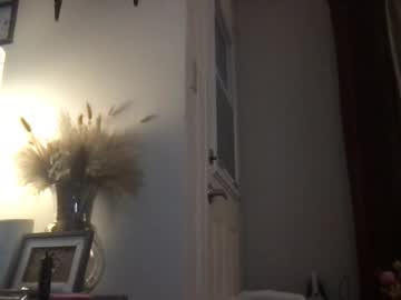 Sexshow-Bild von thedevinemilf Sexshow-Bild von thedevinemilf