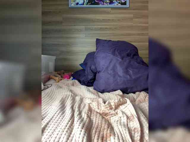 ALISAMAKS's sex show image