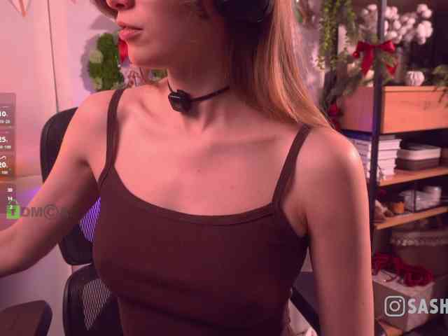 Изображение секс-шоу модели SashiMIa