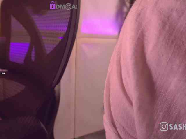 Изображение секс-шоу модели SashiMIa