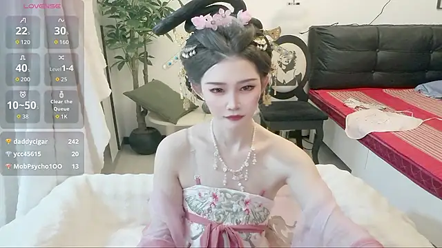 NANA-EET's sex show image