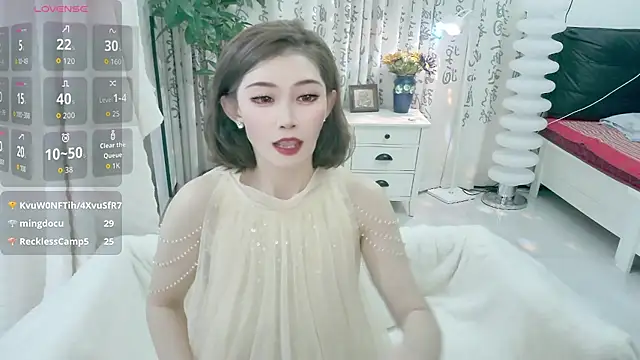 Изображение секс-шоу модели LIN-AN Изображение секс-шоу модели LIN-AN