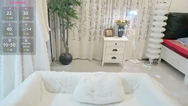 Изображение секс-шоу модели LIN-AN Изображение секс-шоу модели LIN-AN