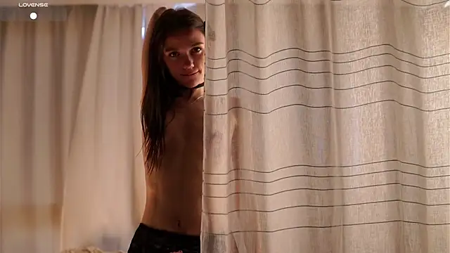 Изображение секс-шоу модели KnittedGoo