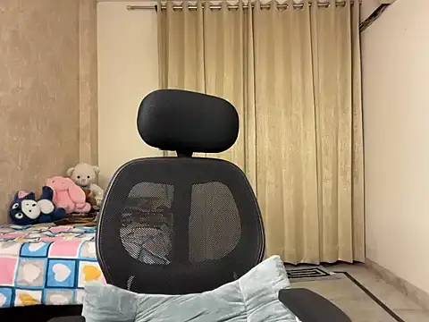 Aarzzoo's sex show image
