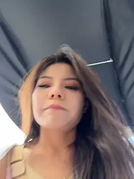 Sexshow-Bild von keke_00oo Sexshow-Bild von keke_00oo